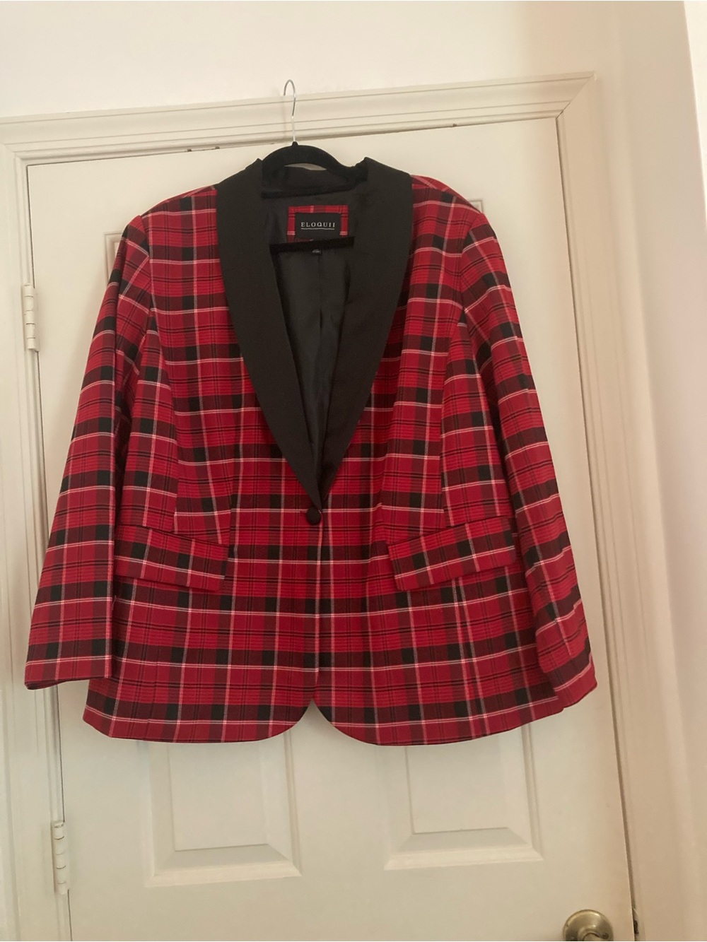NWT Eloquii Red Plaid Blazer with Black Lapel